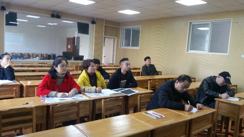 美术2.jpg 美术2.jpg