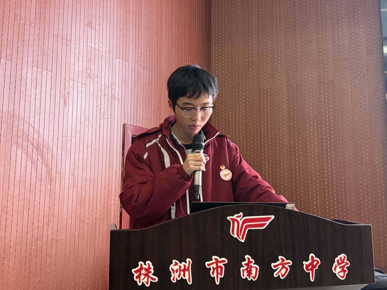 图片6.png 图片6.png